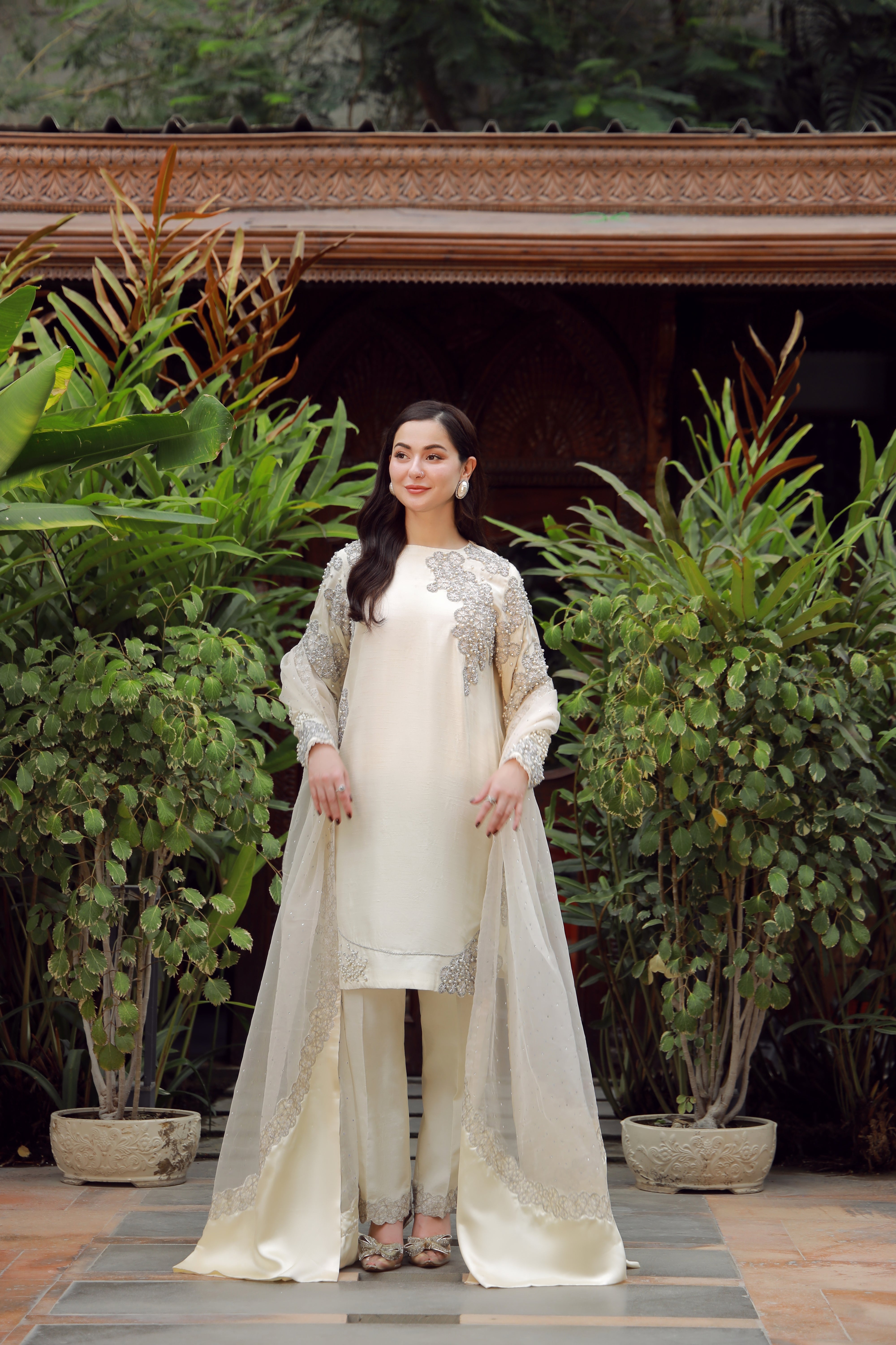 hania amir white silk dress Hania Aamir