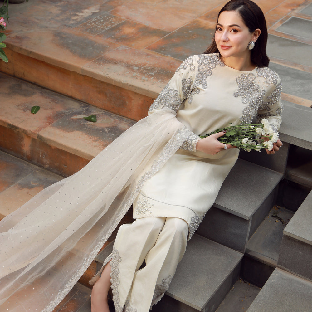 
                  
                    Hania Aamir - White x MH
                  
                