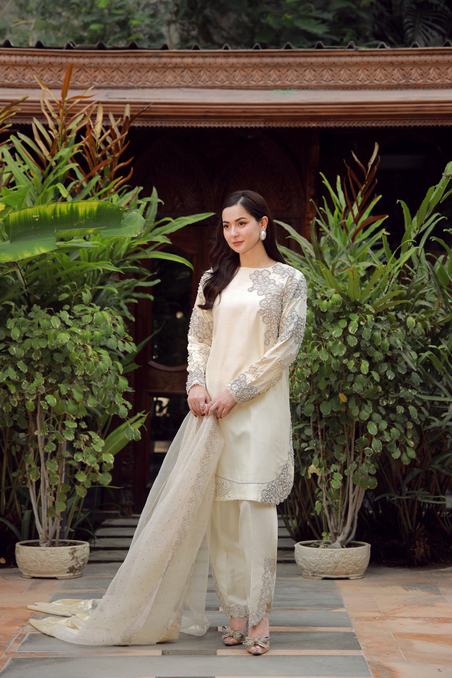 
                  
                    Hania Aamir - White x MH
                  
                