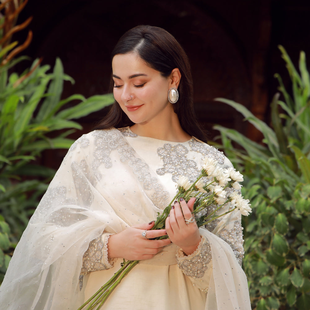 
                  
                    Hania Aamir - White x MH
                  
                