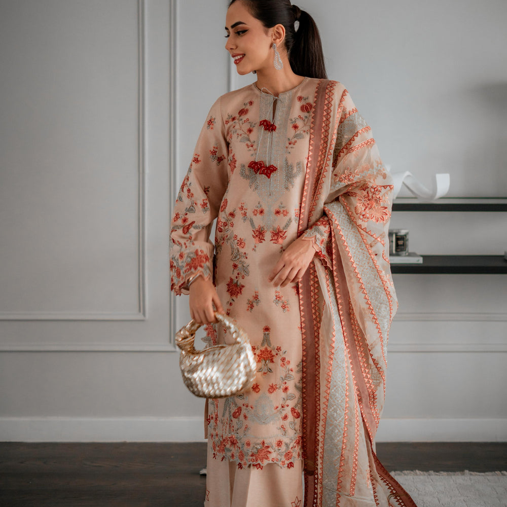 
                  
                    Ayesha Baig - Gold x MH
                  
                