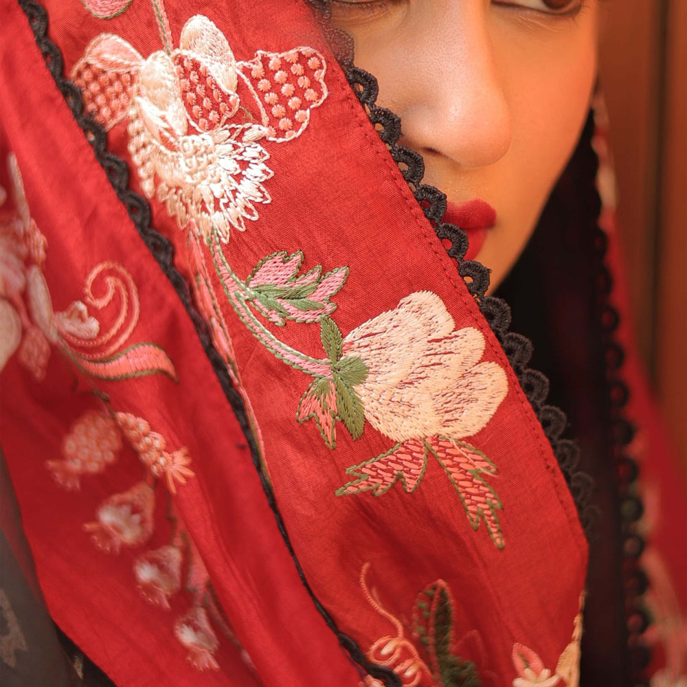 
                  
                    Sajal Aly x MH
                  
                