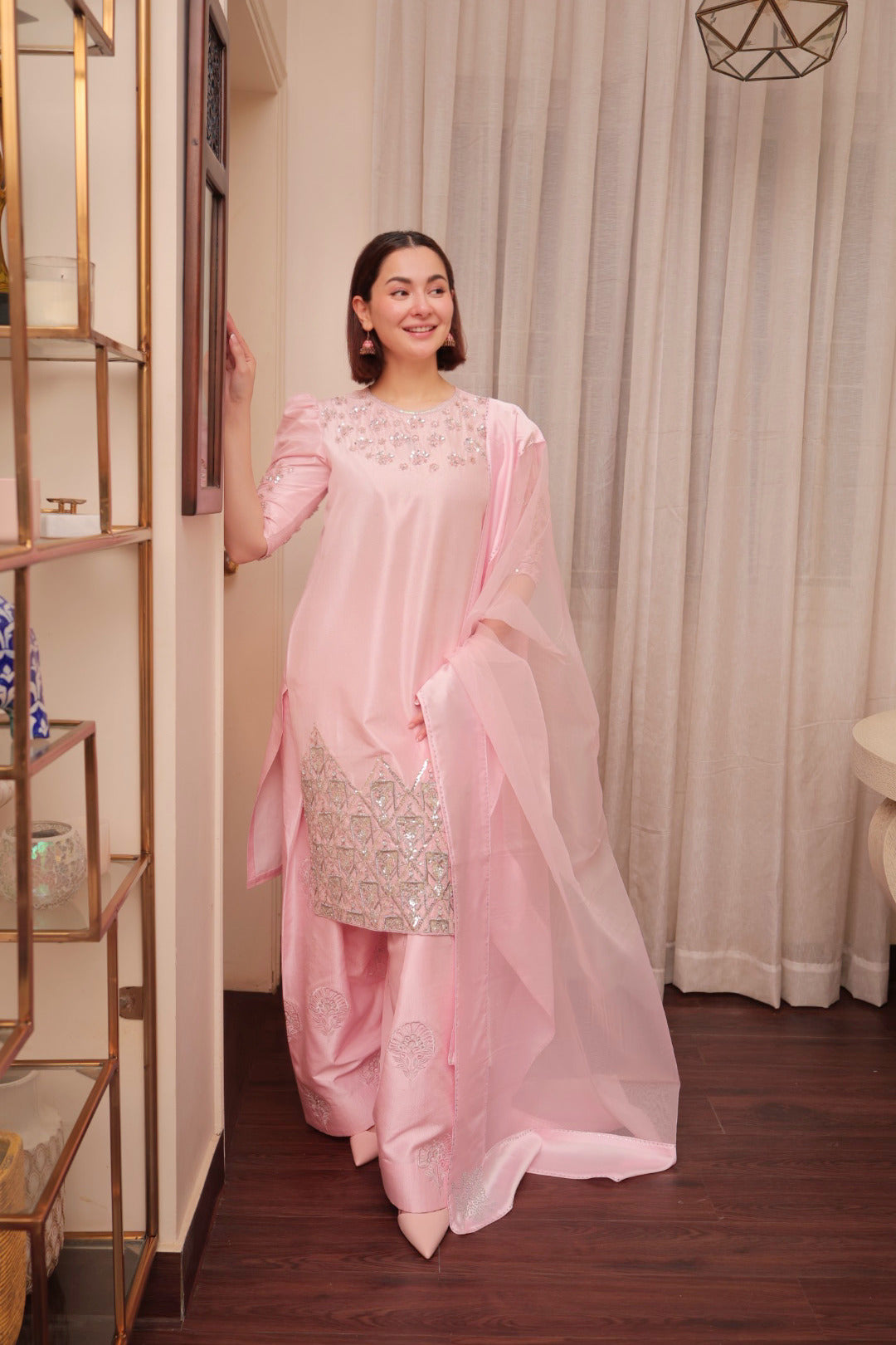 Hania Amir x MH – Maryam Hussain